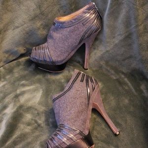 L.a.m.b. stiletto open toe bootie